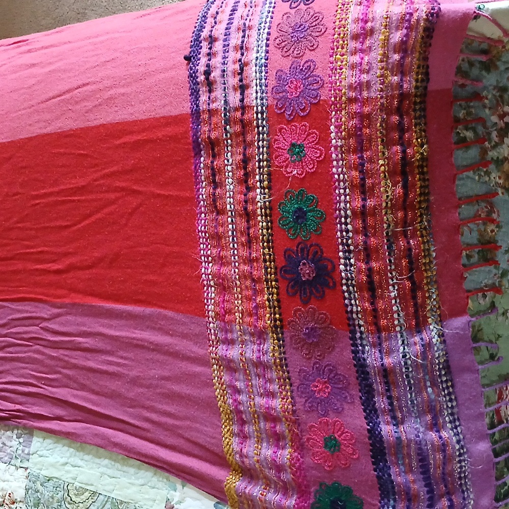 Boho Style colorful scarf - Picture 2 of 7